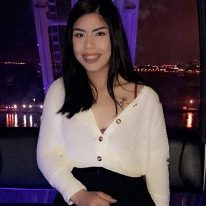 Meet your Posher, Araceli